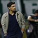 Abel Ferreira volta ao banco e fica novamente à disposição do Palmeiras nas três competições