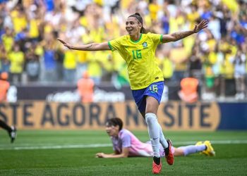 Dupla do Palmeiras é destaque em amistoso da Seleção Brasileira