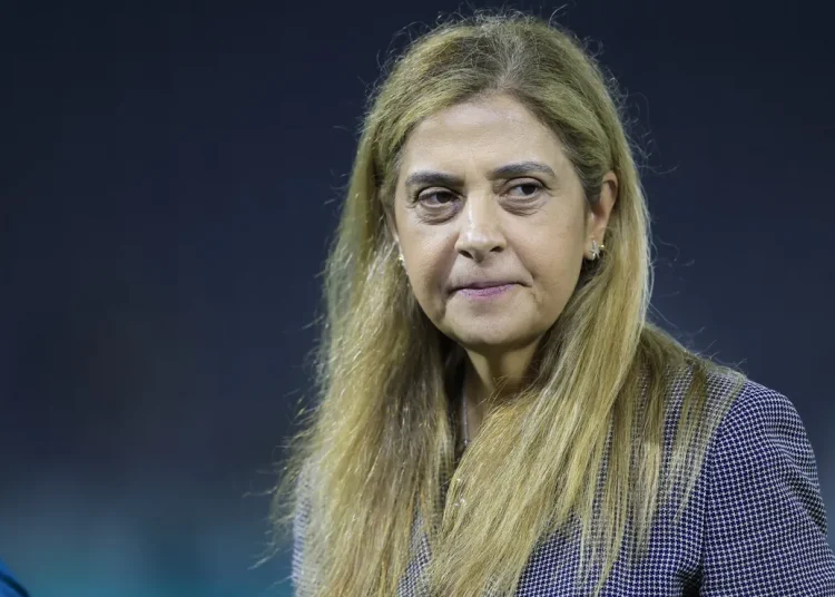 Leila prioriza a manutenção do atual elenco