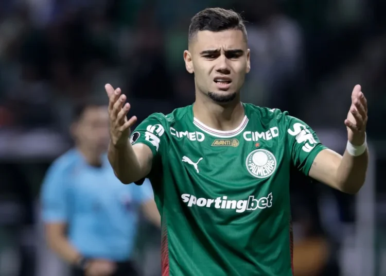 Torcida do Palmeiras critica escolha para lugar de Wesley e dispara Andreas era melhor — Foto Marcello ZambranaAGIF